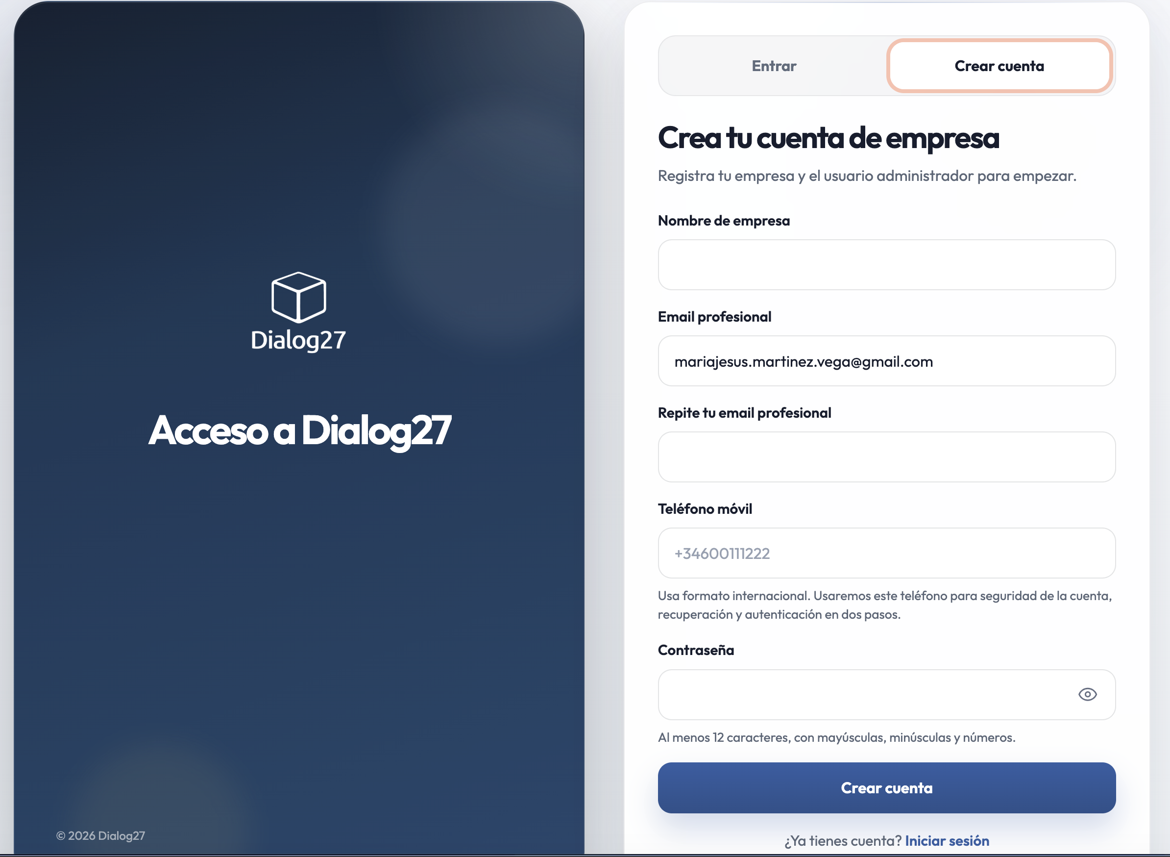 Pantalla de creación de cuenta de Dialog27 para iniciar la prueba gratuita